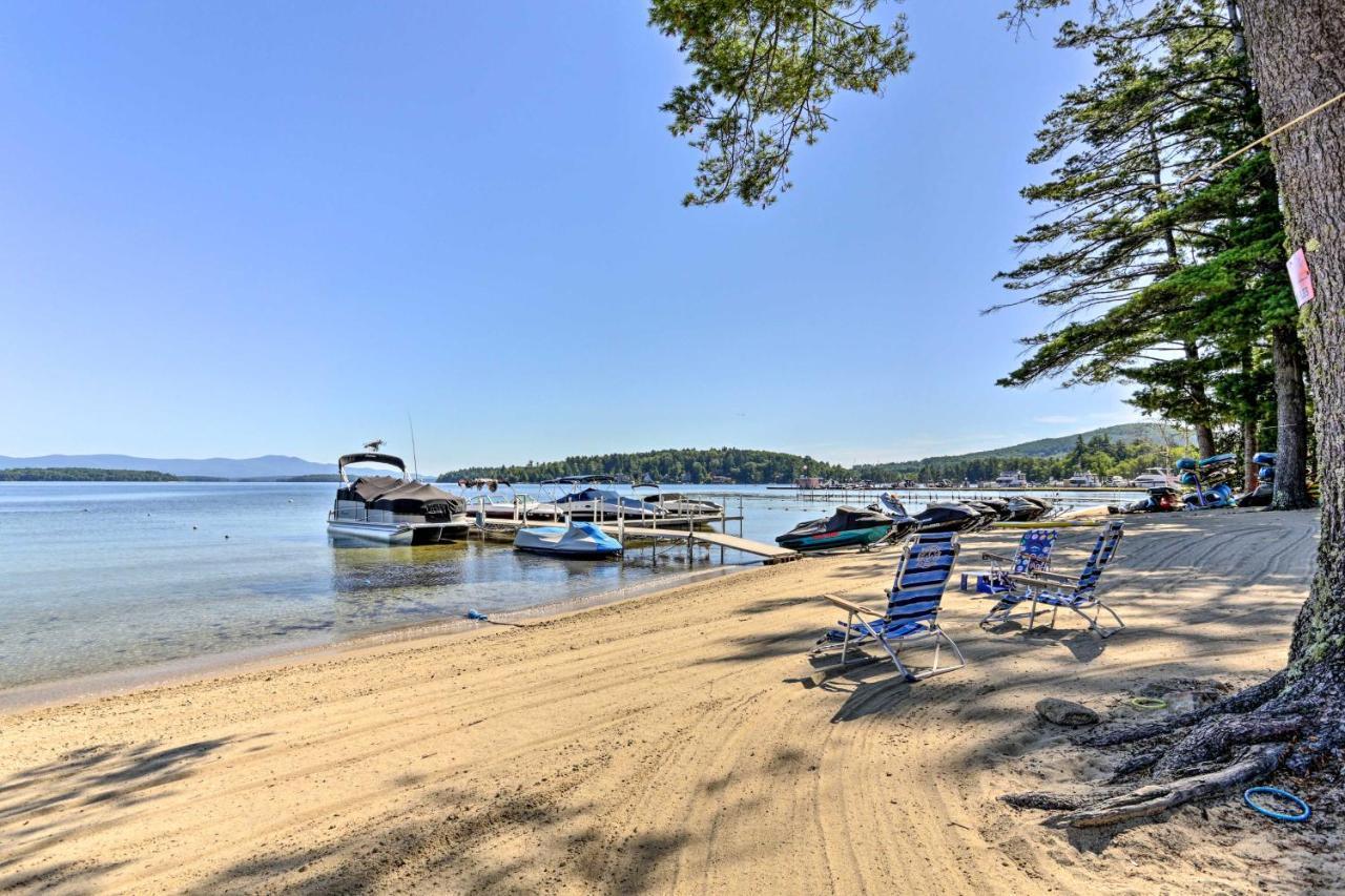 Lake Getaway Walk Across Street To Private Beach! Gilford Exterior photo