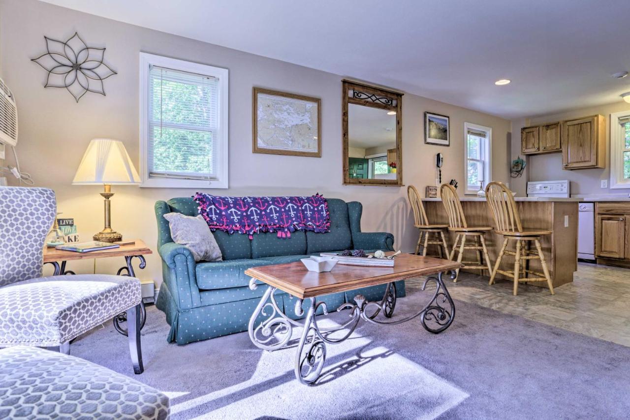 Lake Getaway Walk Across Street To Private Beach! Gilford Exterior photo